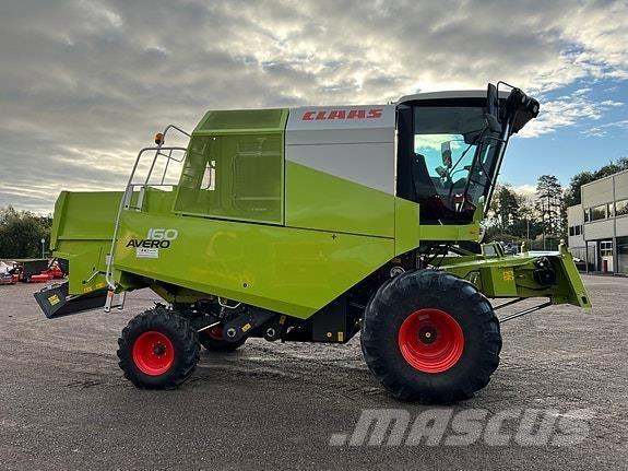 CLAAS Avero 160 Kombajni