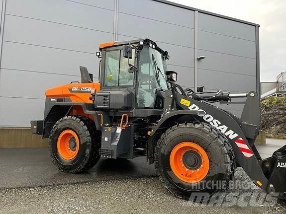 Doosan DL250-7 Utovarivači na kotačima