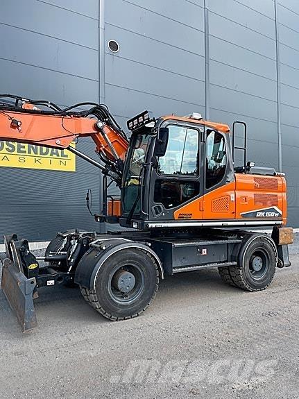 Doosan DX160W-7 Bageri gusjeničari