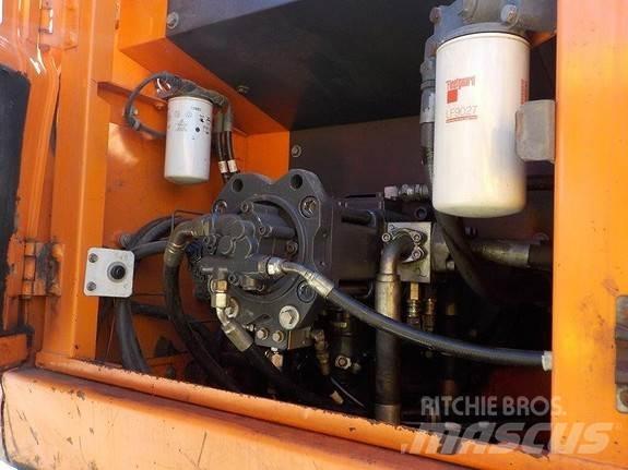 Doosan DX225LC-3 Bageri gusjeničari