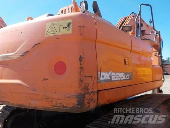 Doosan DX225LC-3 Bageri gusjeničari