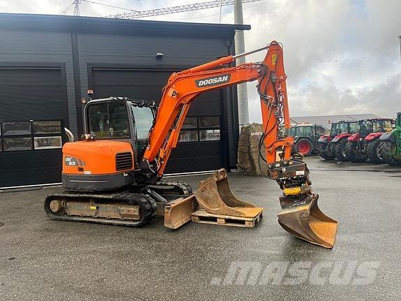 Doosan DX63-3 Mini bageri <7t