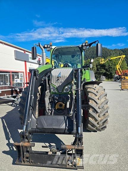 Fendt 516 Profi + Traktori