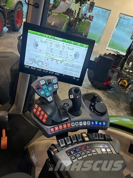 Fendt 722 VARIO Traktori