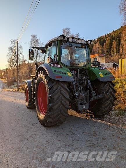 Fendt 724 profi+ Traktori