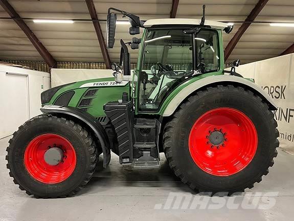 Fendt 724 Vario Traktori