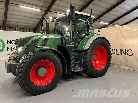 Fendt 724 Vario Traktori