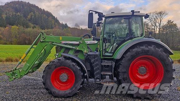 Fendt 724 Vario Traktori