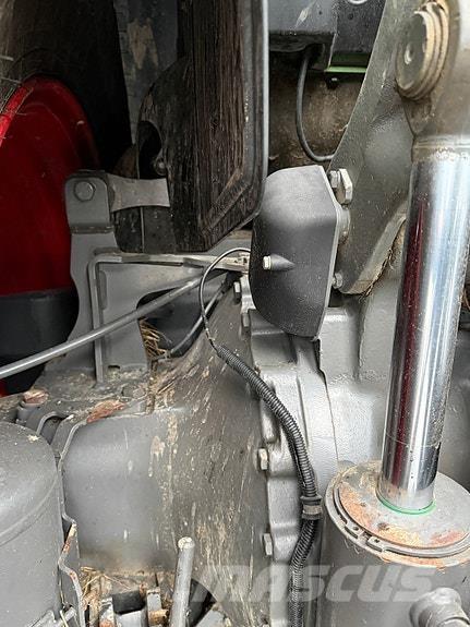 Fendt 724S4 Traktori