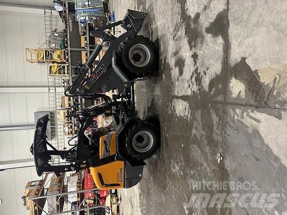 GiANT G2500HD+ Skid steer mini utovarivači