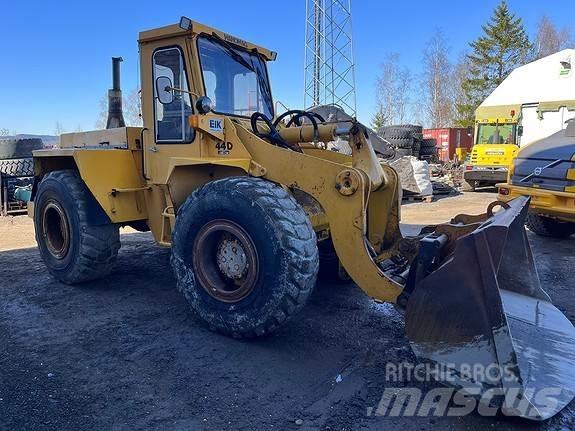 Hanomag 44D med HK. Utovarivači na kotačima