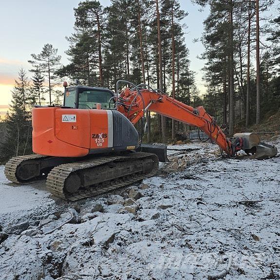Hitachi ZX135US-3 Bageri gusjeničari
