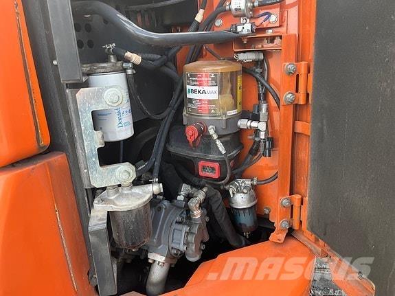 Hitachi ZX85US Mini bageri <7t