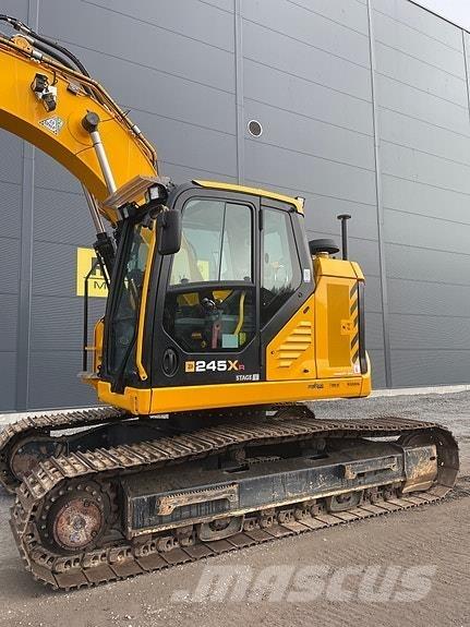 JCB 245XRL SV Bageri gusjeničari