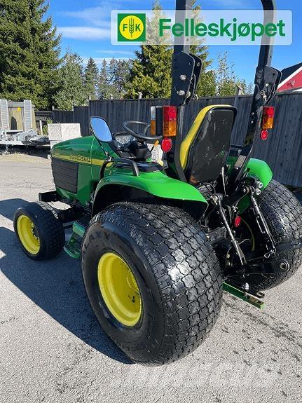 John Deere 4410 Traktori