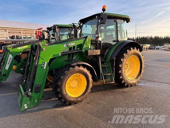 John Deere 6110MC Traktori