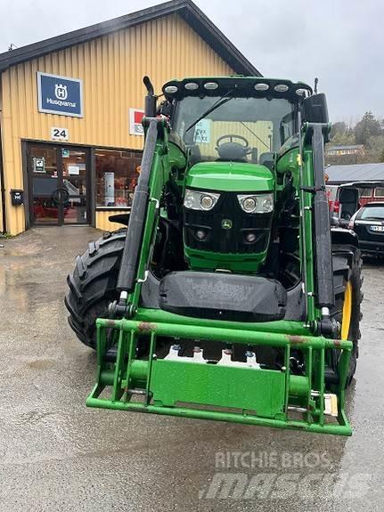 John Deere 6130R Traktori
