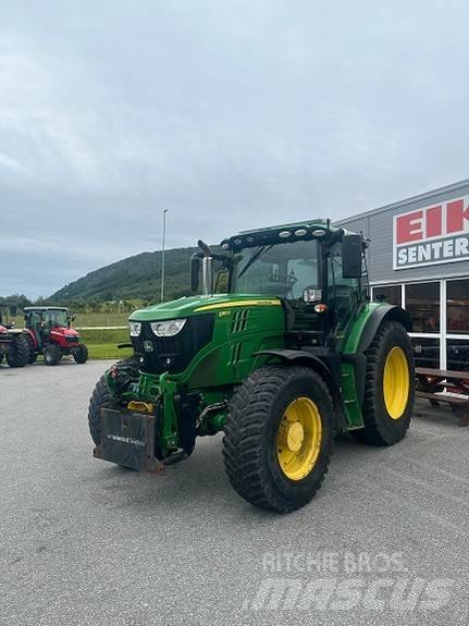 John Deere 6155R Traktori