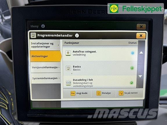 John Deere 6R 215 Traktori