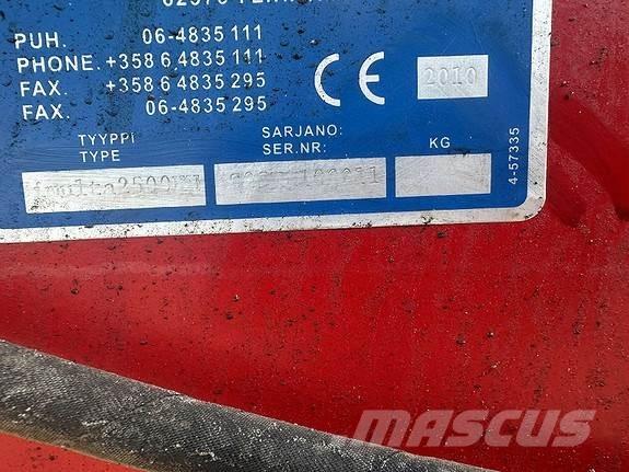 Junkkari KH 2500 Rasipači gnojiva