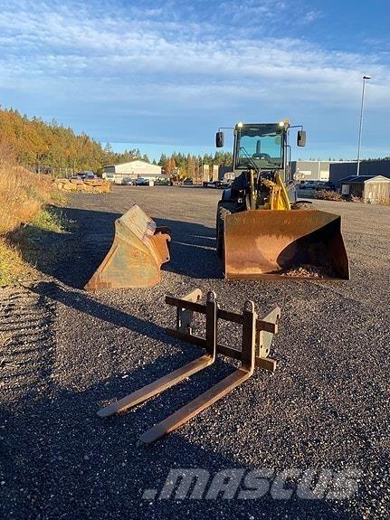 Komatsu WA80M-7 Utovarivači na kotačima