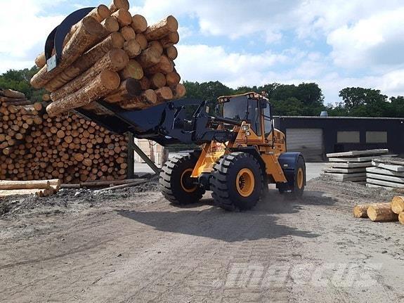 Ljungby  Utovarivači na kotačima