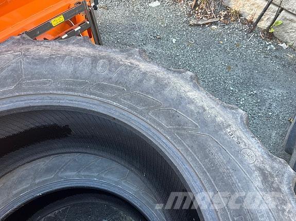 Mitas  Gume, kotači i naplatci