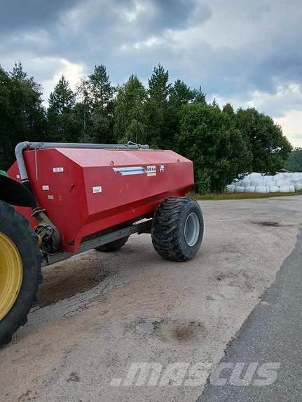 Moi GB-8 Rasipači mineralnog  gnojiva