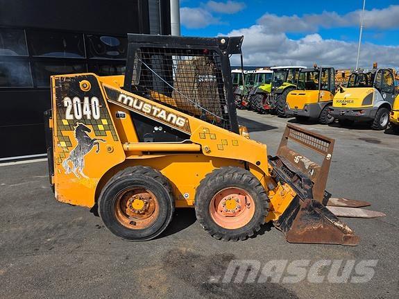 Mustang 2040 Skid steer mini utovarivači
