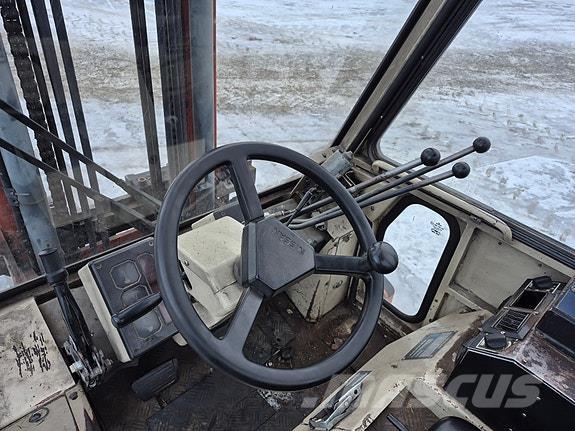 Nissan  Dizelski viličari