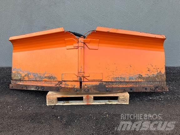 Pronar PUV-3000 Sniježne daske i  plugovi