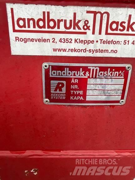 Rekord 8500 Rasipači gnojiva