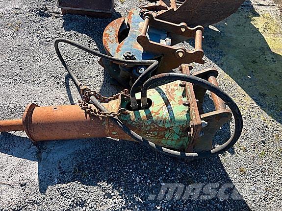  Ripper S50 feste Bageri gusjeničari