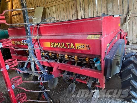 Simulta 2500 LB/SK Rasipači mineralnog  gnojiva