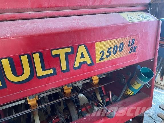 Simulta 2500 LB/SK Rasipači mineralnog  gnojiva