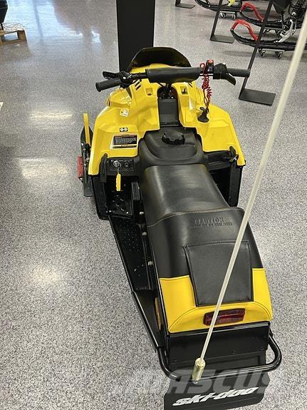 Ski-doo MXZ 120 Motorne sanjke