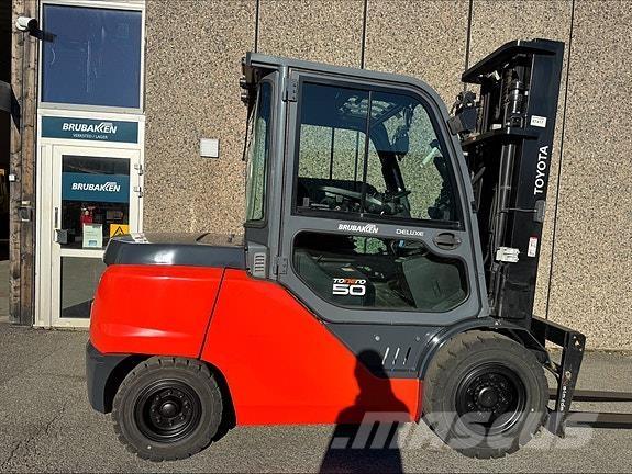 Toyota 40-8FD50N Dizelski viličari