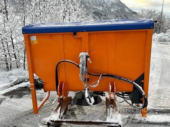  Traxos S15 VEP-490 Posipači soli i pijeska