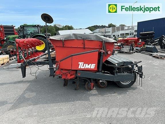 Tume HKL 3000 JC Rasipači mineralnog  gnojiva