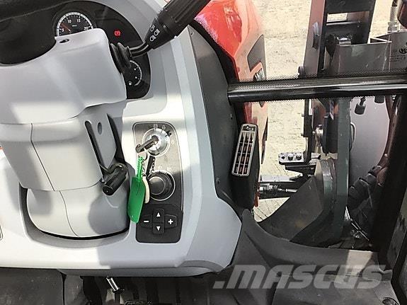 Valtra A95 Traktori