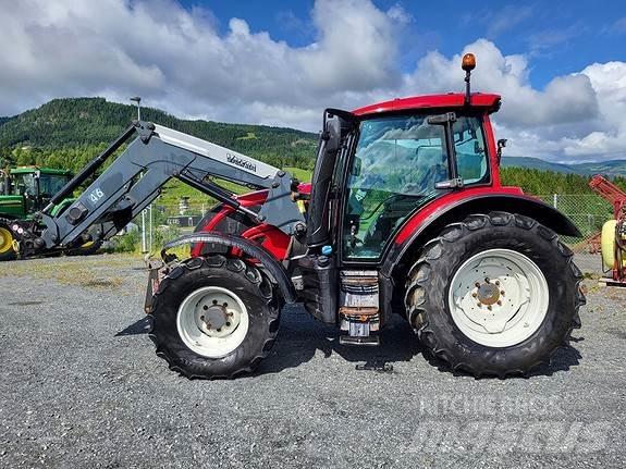 Valtra N 104 H5 Traktori