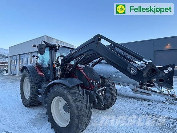 Valtra N174 Traktori