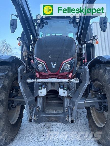 Valtra N174 Traktori