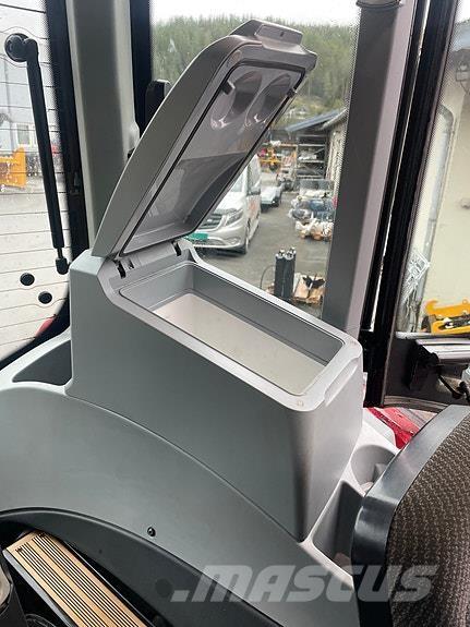 Valtra N174 Versu Traktori