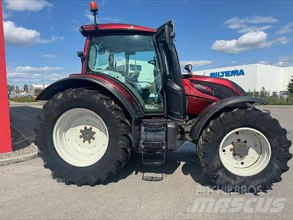 Valtra N174D Traktori