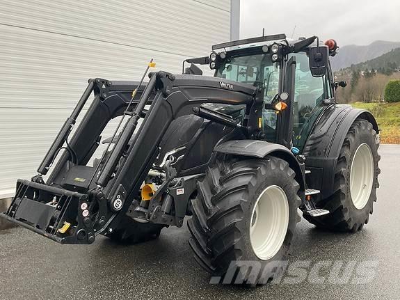 Valtra N175D Traktori