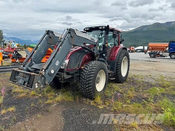 Valtra T203 Traktori
