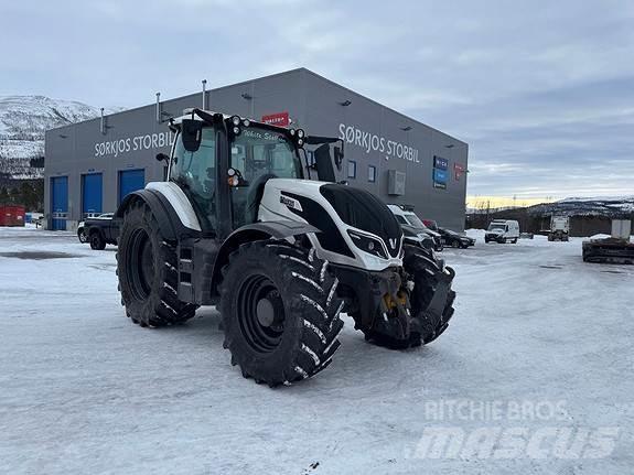 Valtra T234 Traktori