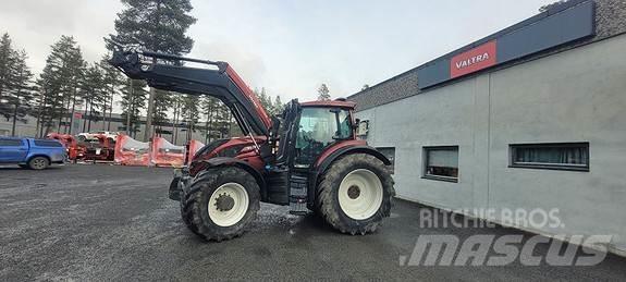 Valtra T234 Traktori