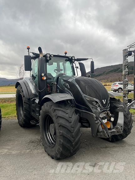 Valtra T234D Traktori